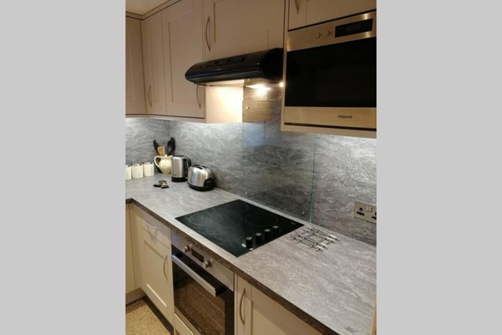 Pitlochry North Wing Apartment - Very Central Екстериор снимка