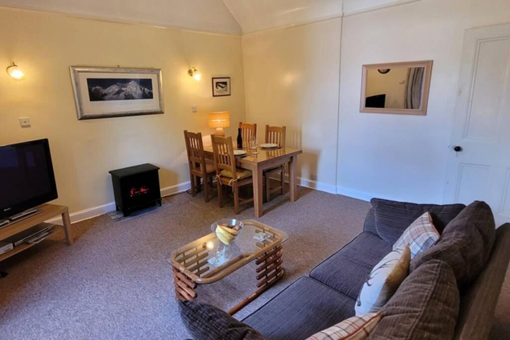 Pitlochry North Wing Apartment - Very Central Екстериор снимка